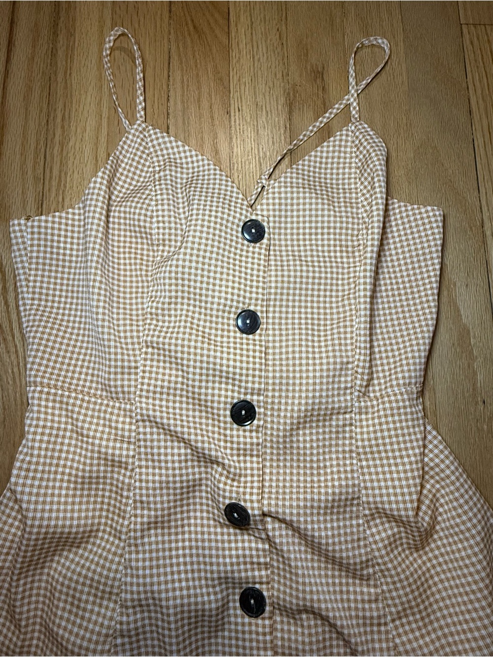 Moon River beige and brown gingham button-front midi dress - Picture 2 of 6